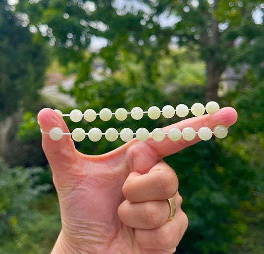 Bracelet Jade Vert Clair – Pierre Naturelle 8MM – Une pierre reconnue pour attirer la chance et favoriser la sérénité.