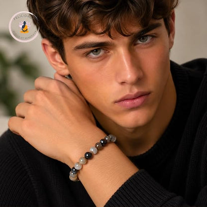 Bracelet Felicidade en agate du Botswana naturelle 8 mm porté par un homme