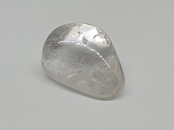 Cristal de roche pierre roulée magnétisée