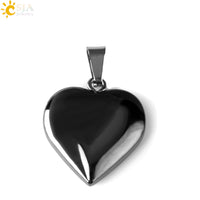 Offrez un cadeau unique et personnel avec le pendentif en cœur et pierre semi-précieuses